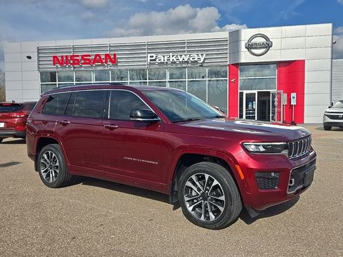 Used 2021 Jeep Grand Cherokee L Overland w/ Advanced Protech Group III image 1