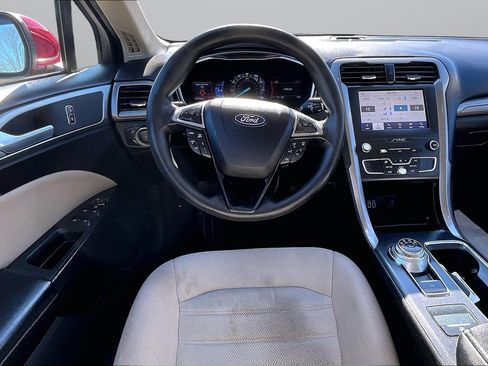 Used 2020 Ford Fusion S image 5