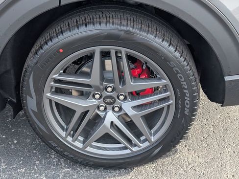 New 2026 Ford Explorer ST w/ Sun And Sound Package image 20