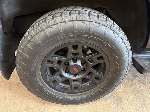 Used 2020 Toyota 4Runner TRD Pro AWD/4WD image 10
