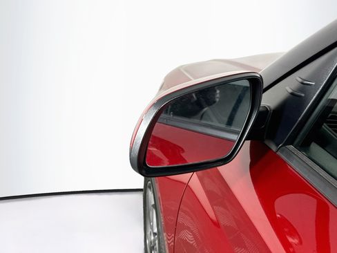 Used 2025 Hyundai Venue SEL FWD image 16
