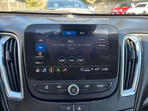 Used 2024 Chevrolet Malibu LT image 21