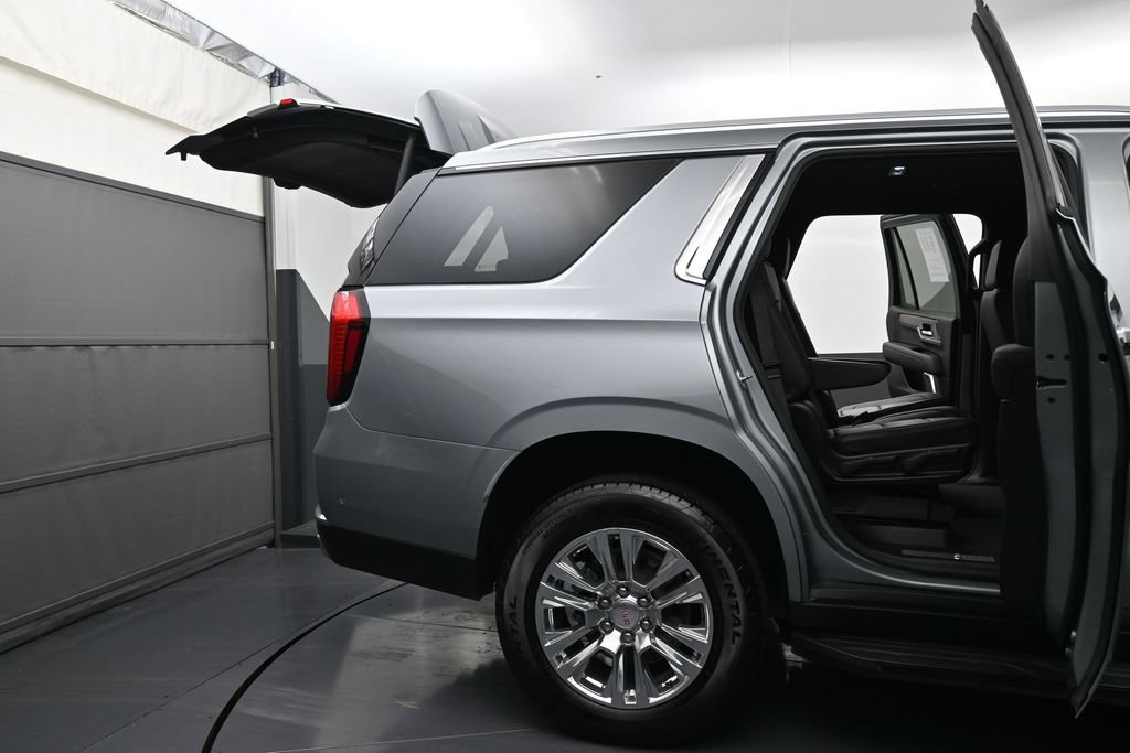 Used 2025 GMC Yukon Denali AWD/4WD image 10