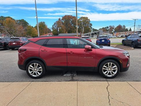 Used 2019 Chevrolet Blazer LT w/ Sun and Wheels Package image 7