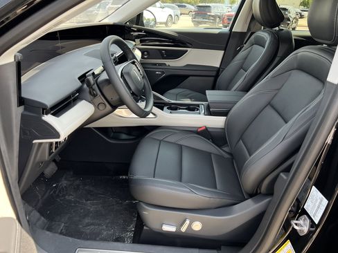 New 2025 Lincoln Nautilus Premier w/ Equipment Group 102A image 25