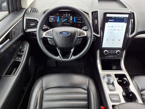 Certified 2024 Ford Edge SEL w/ Convenience Package image 6