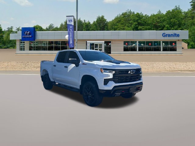Used 2026 Chevrolet Silverado 1500 LT Trail Boss w/ Convenience Package II AWD/4WD image 5