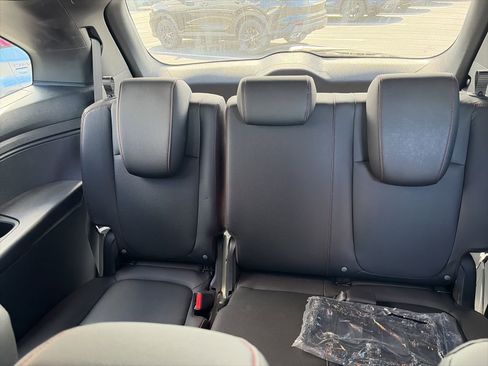 Used 2023 Honda Odyssey Sport image 9