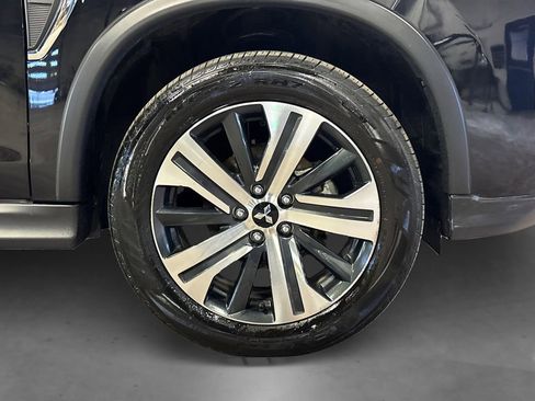 Used 2025 Mitsubishi Outlander Sport SE AWD/4WD image 20