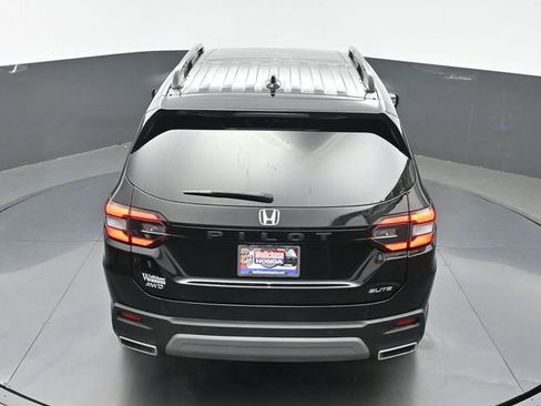 Certified 2023 Honda Pilot Elite image 32