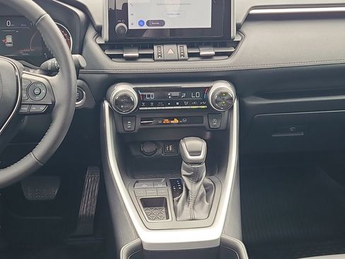 Certified 2025 Toyota RAV4 XLE Premium FWD image 19