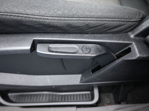 Used 2019 Ford Transit Connect XL image 12