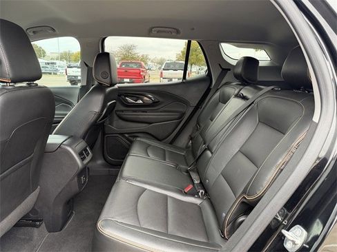 Used 2023 GMC Terrain AT4 image 27