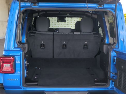 Used 2024 Jeep Wrangler Sport S w/ Convenience Group image 15