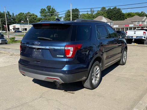 Used 2016 Ford Explorer XLT w/ Equipment Group 201A FWD image 6