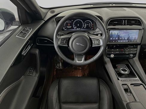 Used 2018 Jaguar F-PACE Prestige AWD/4WD image 24