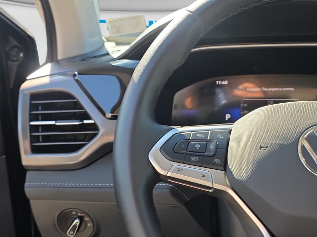 Certified 2026 Volkswagen Taos SE FWD image 20