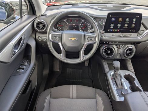 Used 2025 Chevrolet Blazer LT image 17