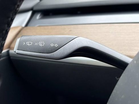 Used 2022 Tesla Model 3 image 30