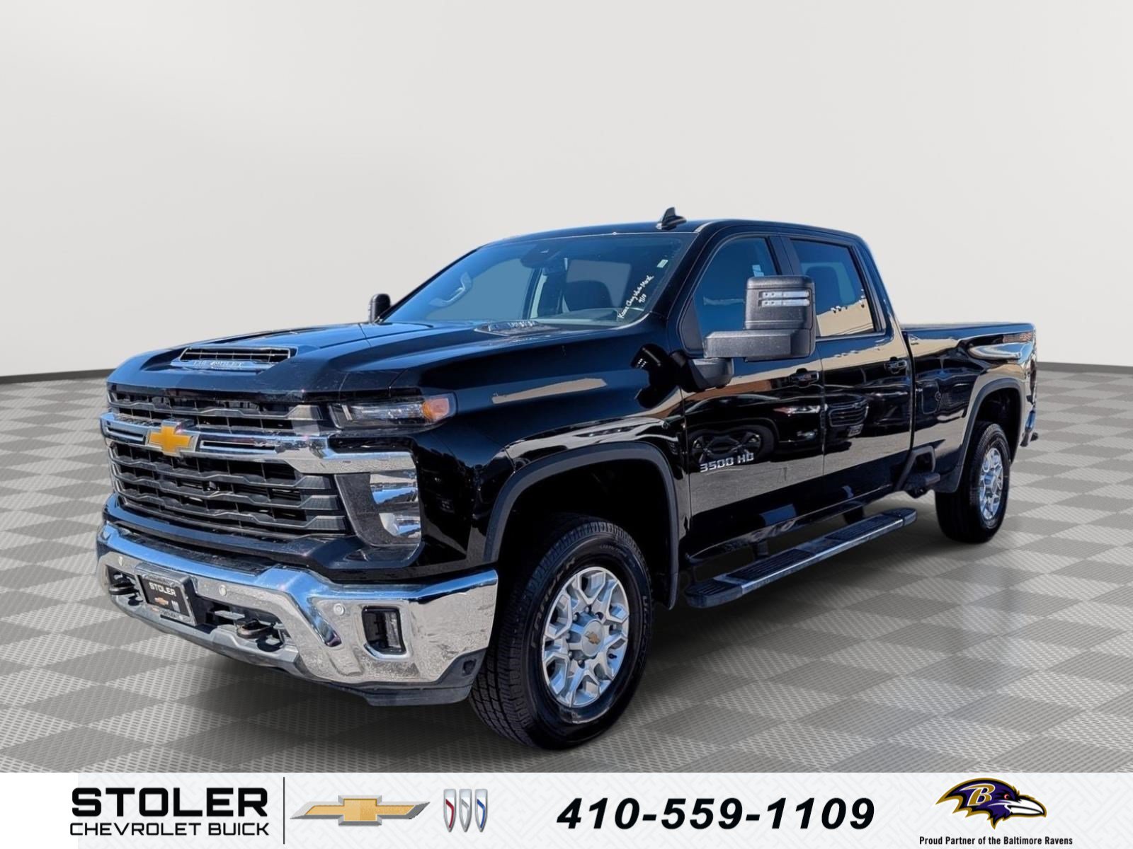 Used 2025 Chevrolet Silverado 3500 LT w/ Safety Package AWD/4WD image 1