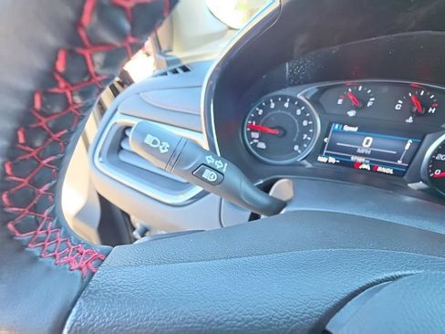 Used 2023 Chevrolet Equinox RS AWD/4WD image 25