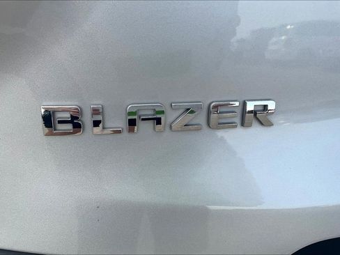 Used 2022 Chevrolet Blazer LT image 38