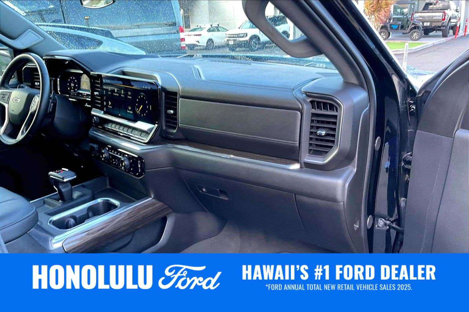 Used 2024 Chevrolet Silverado 1500 RST RWD image 23