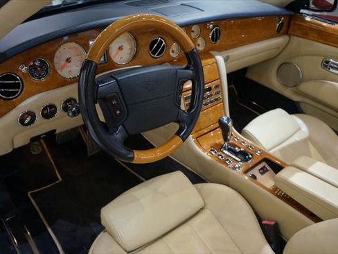 Used 2007 Bentley Azure image 18