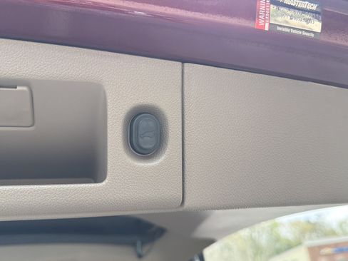 Used 2018 Chevrolet Tahoe LT w/ LT Signature Package image 20