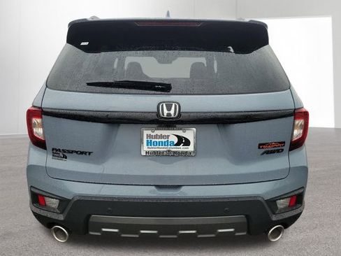 Used 2025 Honda Passport TrailSport image 17