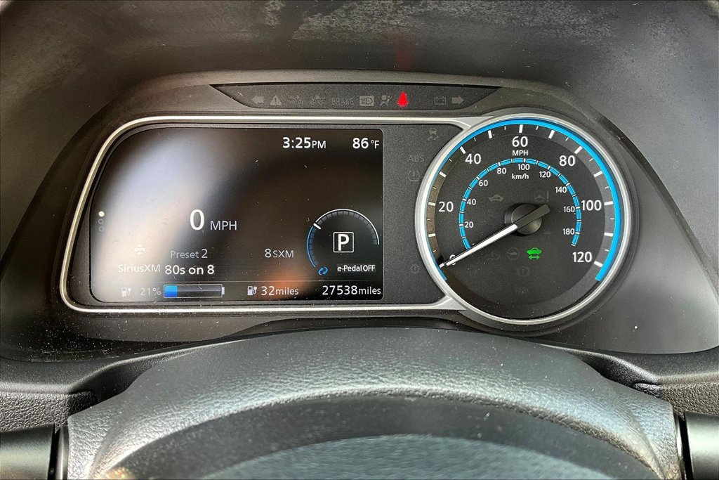 Used 2023 Nissan Leaf S FWD image 13