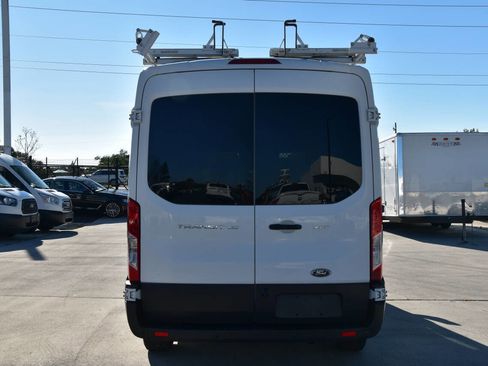 Used 2015 Ford Transit 150 XLT image 6