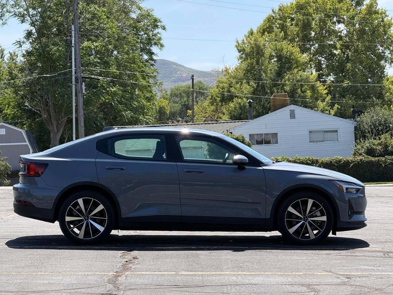 Used 2022 Polestar Polestar 2 w/ Plus Package AWD/4WD image 6