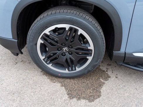 New 2026 Honda Pilot Touring image 14