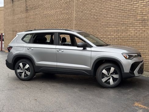 New 2025 Volkswagen Taos S image 4