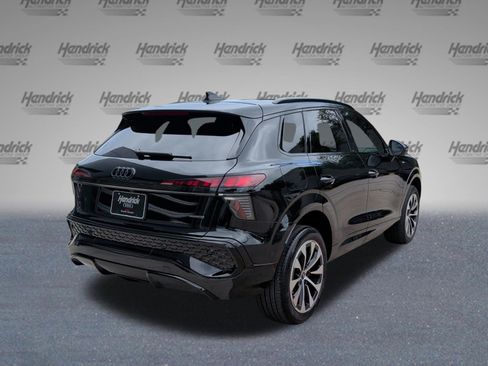 Used 2026 Audi Q3 quattro 2.0T AWD/4WD image 9