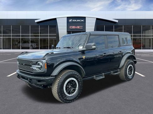 Used 2023 Ford Bronco Badlands w/ Sasquatch Package image 1