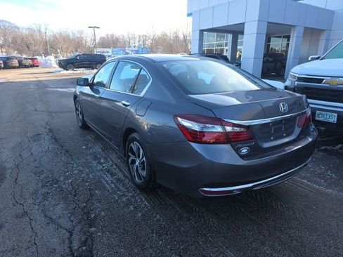Used 2016 Honda Accord LX image 2