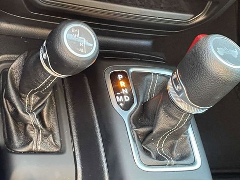 Used 2021 Jeep Wrangler Unlimited Sahara image 6