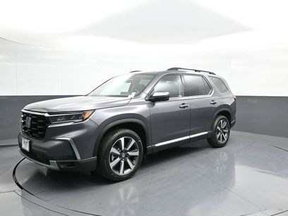 Certified 2025 Honda Pilot Touring