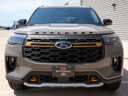 New 2026 Ford Explorer Tremor w/ Tremor Ultimate Package AWD/4WD image 4