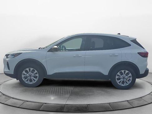 Used 2025 Ford Escape Active w/ Tech Pack #1 image 2