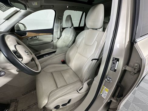 Used 2016 Volvo XC90 T6 Inscription w/ Vision Package AWD/4WD image 11