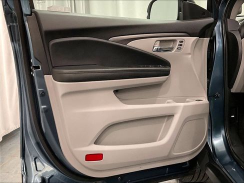 Used 2022 Honda Pilot Special Edition image 9