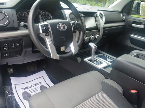 Used 2014 Toyota Tundra SR5 w/ TRD Off Road Package AWD/4WD image 10