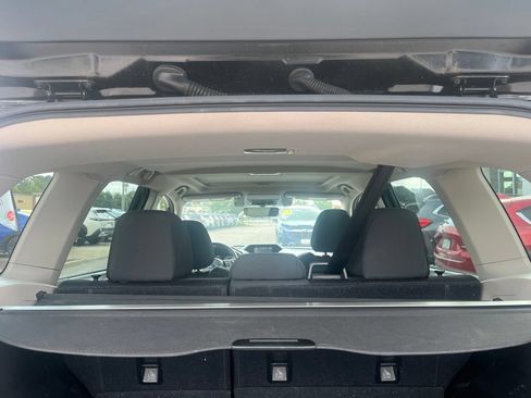 Used 2020 Subaru Forester Premium AWD/4WD image 9
