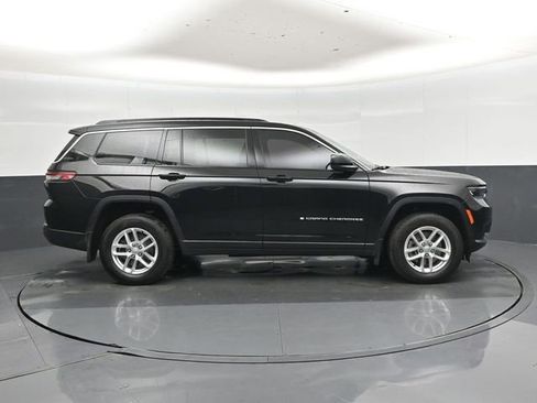 New 2025 Jeep Grand Cherokee L Laredo RWD image 2