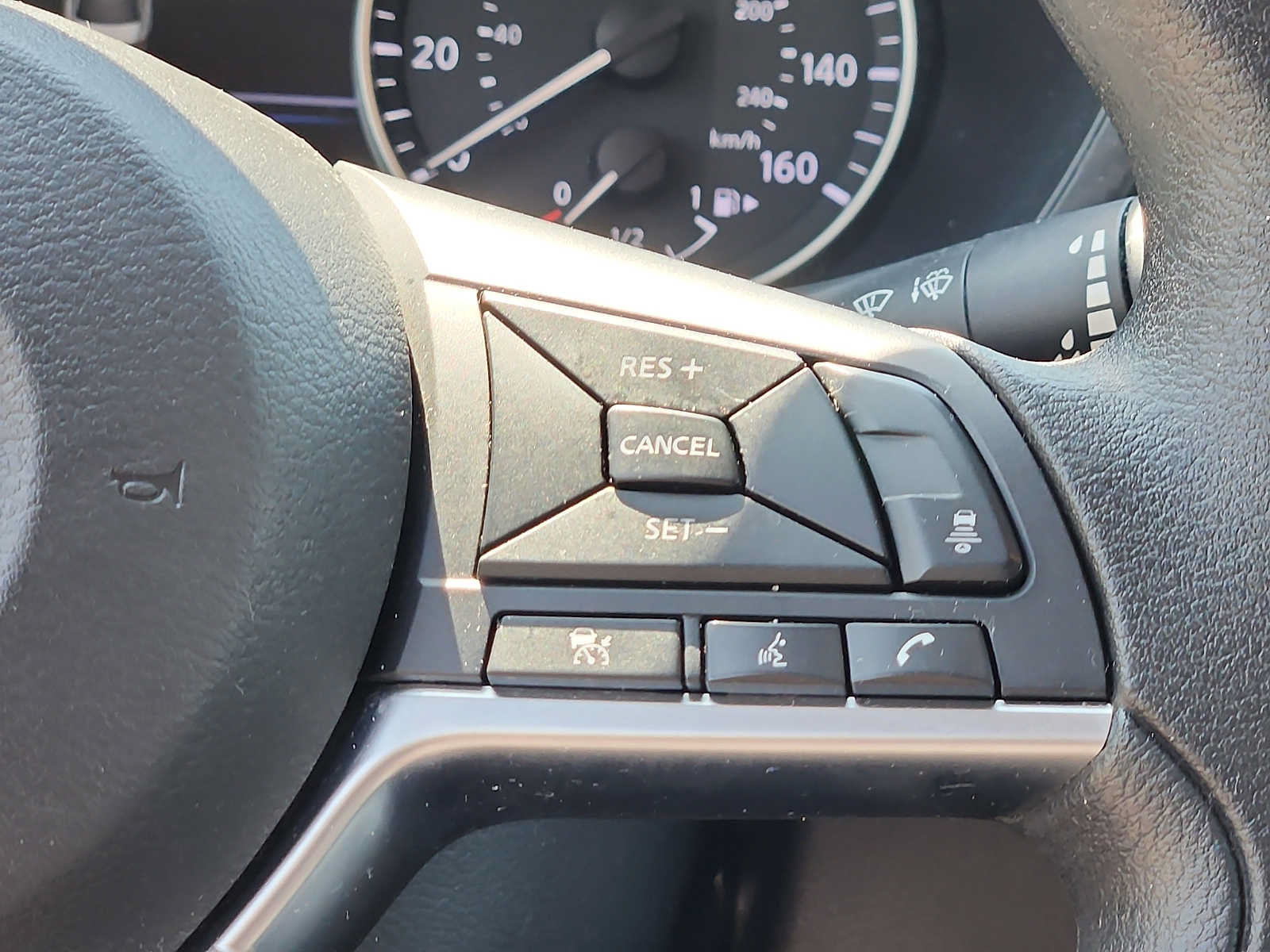 Used 2024 Nissan Sentra SV FWD image 21