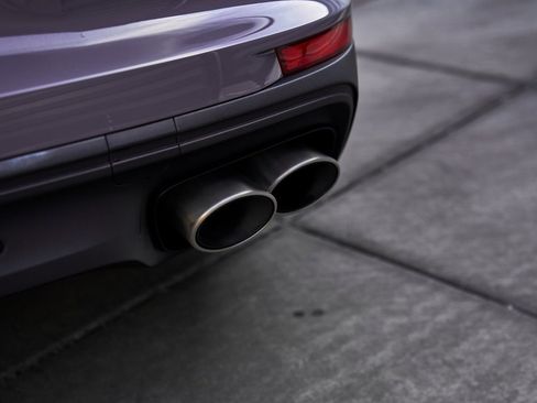 Used 2025 Porsche Panamera 4 w/ Premium Package image 13