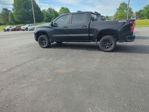 Used 2024 Chevrolet Silverado 1500 LT Trail Boss AWD/4WD image 5